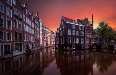 Amsterdam Dawn (Merakiphotographer) - Muzeo.com
