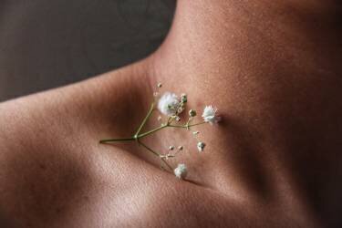 Beauty Woman (Sana) - Muzeo.com