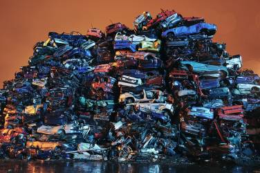 Cars Graveyard (Martin Froyda) - Muzeo.com
