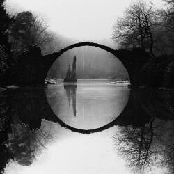 Devil's Bridge (Mike Kreiten) - Muzeo.com