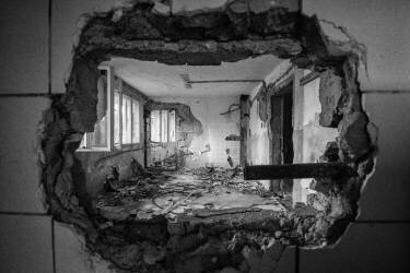 Frame (Sebastian Kučkovsky) - Muzeo.com