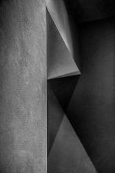 Grey shadows (Inge Schuster) - Muzeo.com