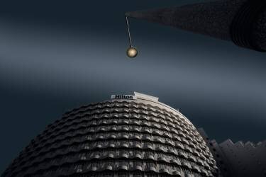 Hilton (Amatou T) - Muzeo.com