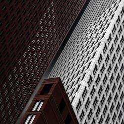 In tribulation (Gilbert Claes ) - Muzeo.com