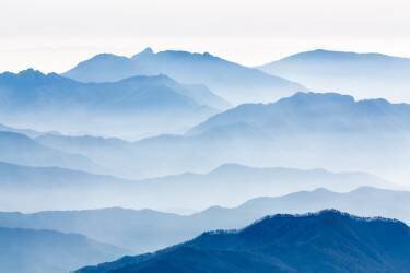 Misty Mountains (Gwangseop Eom) - Muzeo.com