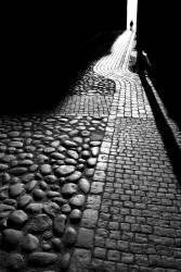 Narrow street (Bror Johansson) - Muzeo.com
