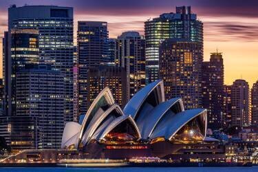 Opera (Francesco Riccardo Iacomino) - Muzeo.com