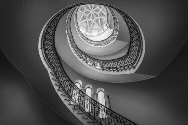 Chemin sinueux (Jorge Ruiz Dueso) - Muzeo.com