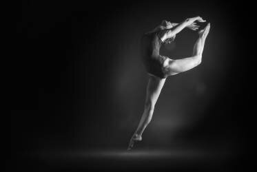 Tom (Elad Nissim) - Muzeo.com