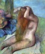 Femme se coiffant (Edgar Degas) - Muzeo.com