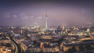 Festival de lumière - Au dessus de la ville (Ronny Behnert) - Muzeo.com