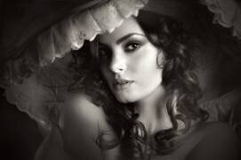 Sanziana (Adela Lia) - Muzeo.com