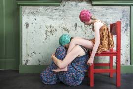 Seated (Ton Dirven) - Muzeo.com