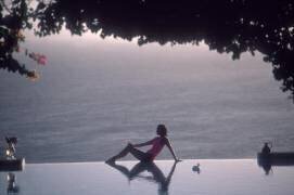 Water Babe (Slim Aarons) - Muzeo.com