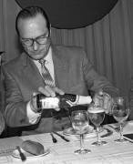 Jacques Chirac (Rue des Archives) - Muzeo.com